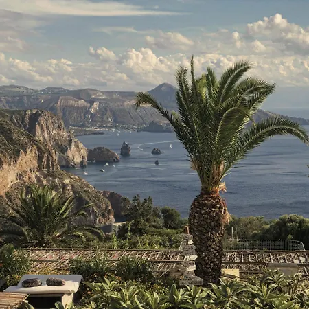 Quattrocchi - Giardino E Terrazzi Con Vista Panoramica Sul Mare, Etna E Vulcano * Lipari (Isola Lipari)