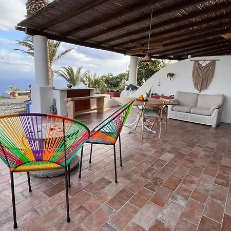 Quattrocchi - Giardino E Terrazzi Con Vista Panoramica Sul Mare, Etna E Vulcano * Lipari (Isola Lipari)