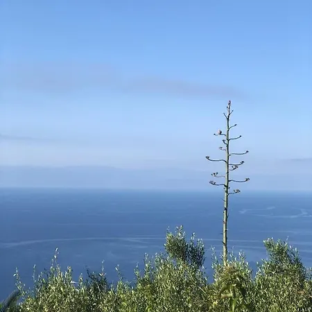 Quattrocchi - Giardino E Terrazzi Con Vista Panoramica Sul Mare, Etna E Vulcano * Lipari (Isola Lipari)