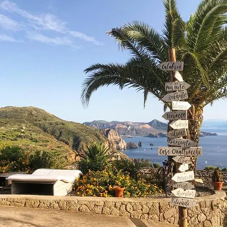 Quattrocchi - Giardino E Terrazzi Con Vista Panoramica Sul Mare, Etna E Vulcano * Lipari (Isola Lipari)