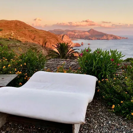Quattrocchi - Giardino E Terrazzi Con Vista Panoramica Sul Mare, Etna E Vulcano *