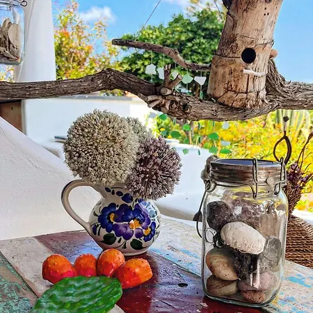 Vakantiehuis Quattrocchi - Giardino E Terrazzi Con Vista Panoramica Sul Mare, Etna E Vulcano Lipari (Isola Lipari)