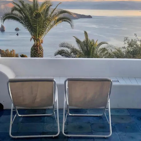 Quattrocchi - Giardino E Terrazzi Con Vista Panoramica Sul Mare, Etna E Vulcano Lipari (Isola Lipari)