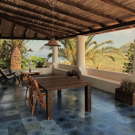 Vakantiehuis Quattrocchi - Giardino E Terrazzi Con Vista Panoramica Sul Mare, Etna E Vulcano