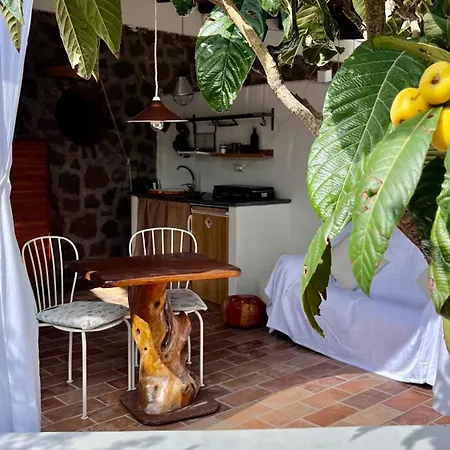 Vakantiehuis Quattrocchi - Giardino E Terrazzi Con Vista Panoramica Sul Mare, Etna E Vulcano